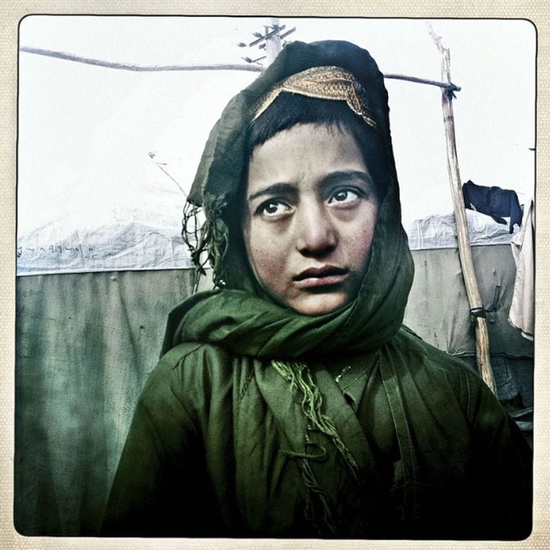 Balazs Gardi et son iPhone en Afghanistan 11