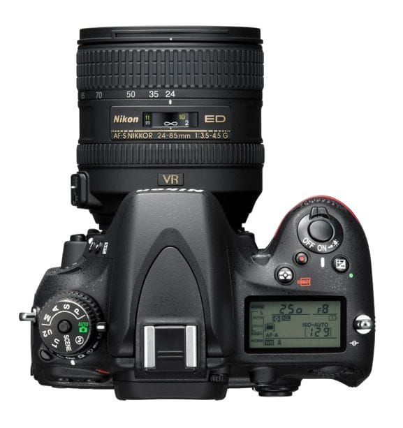 Nikon présente le D600 9