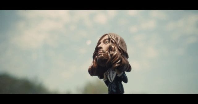 Breakbot feat Irfane : One Out Of Two 5