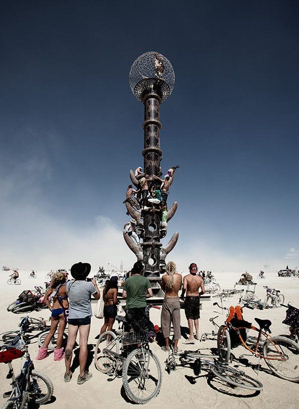 Hector Santizo et le Burning Man 16
