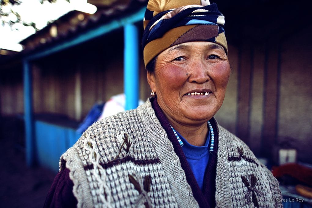femme kirghize photographiée par Kares Le Roy