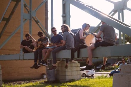 Beware Live – The Feather sous le pont Jacques Cartier