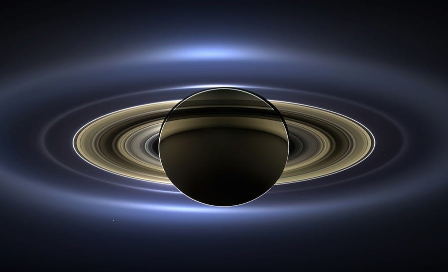 Saturne photo par cassini