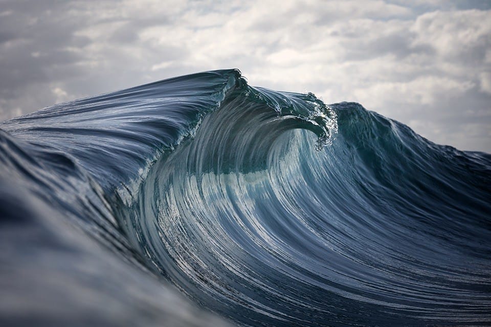 superbe photo de vague par le photographe Warren Keelan