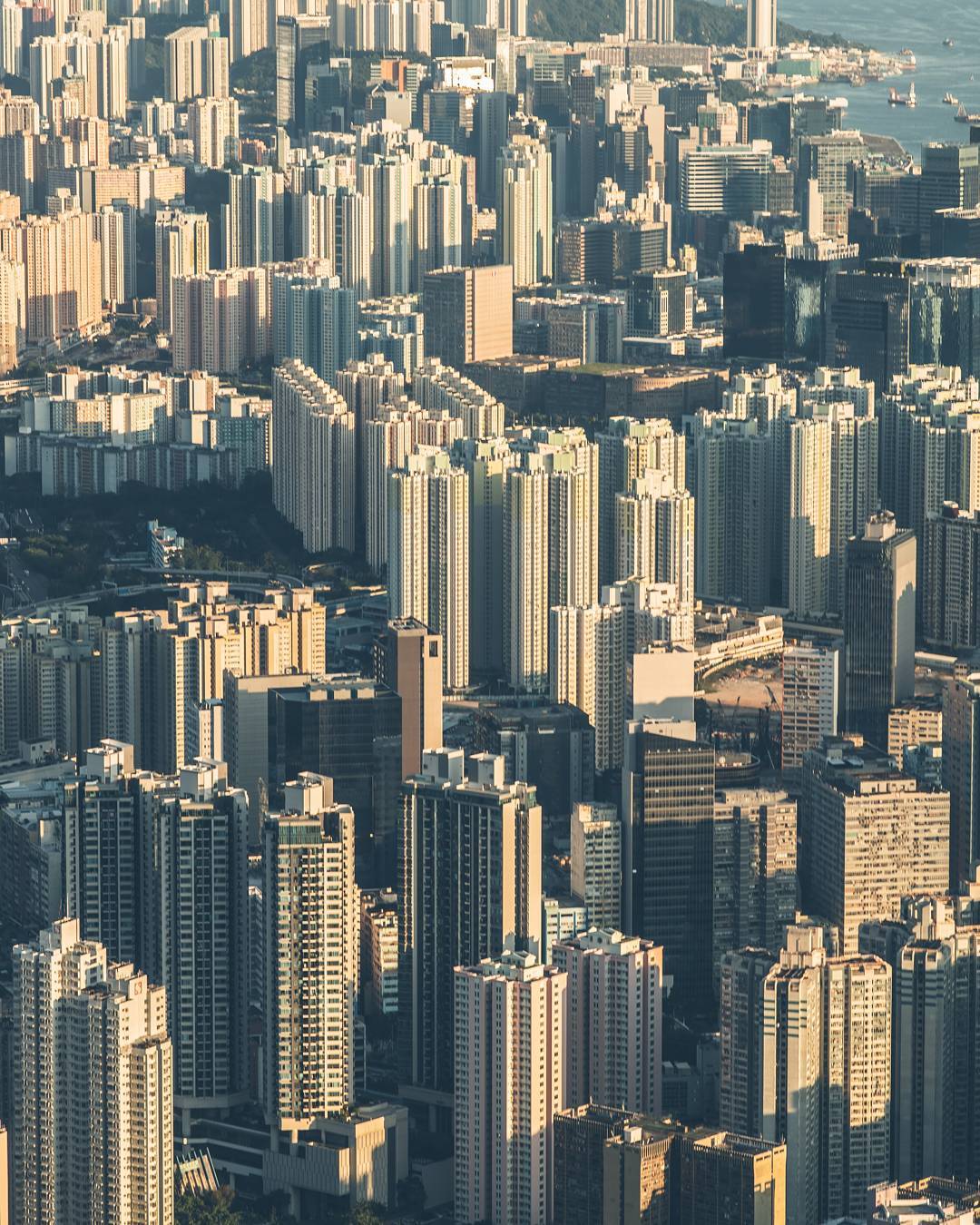 Harimao Lee photographie les vertiges de Hong-Kong 37