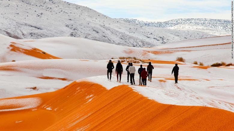 Pour la troisième fois en 40 ans la neige recouvre une partie du Sahara 15