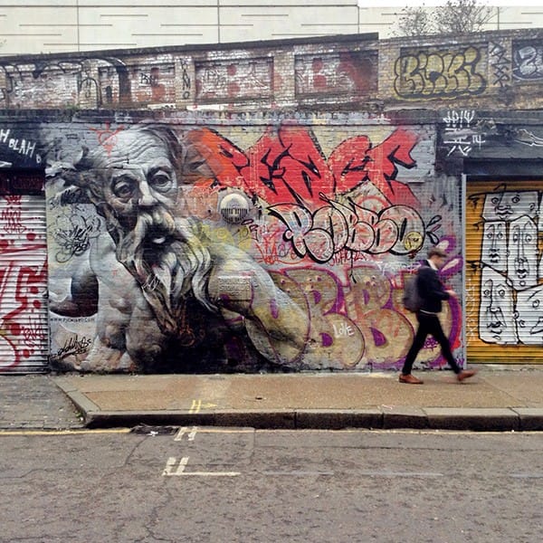 La sublime confrontation entre le classicisme et le graffiti par Pichi & Avo 208