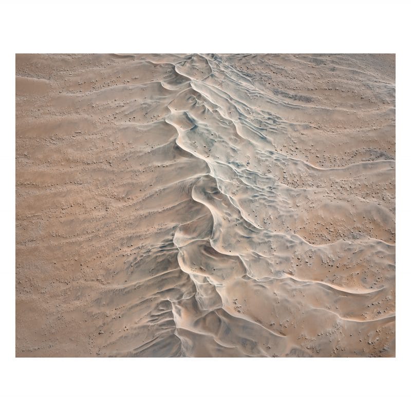 dune dans le désert de namibie vue du ciel Leah Kennedy