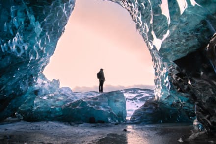 Sarah Bethea explore les glaciers islandais