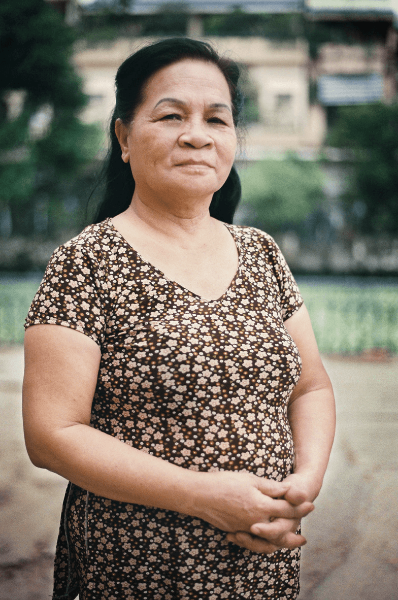Recalling Vietnam portrait de gemme par Julie Vola