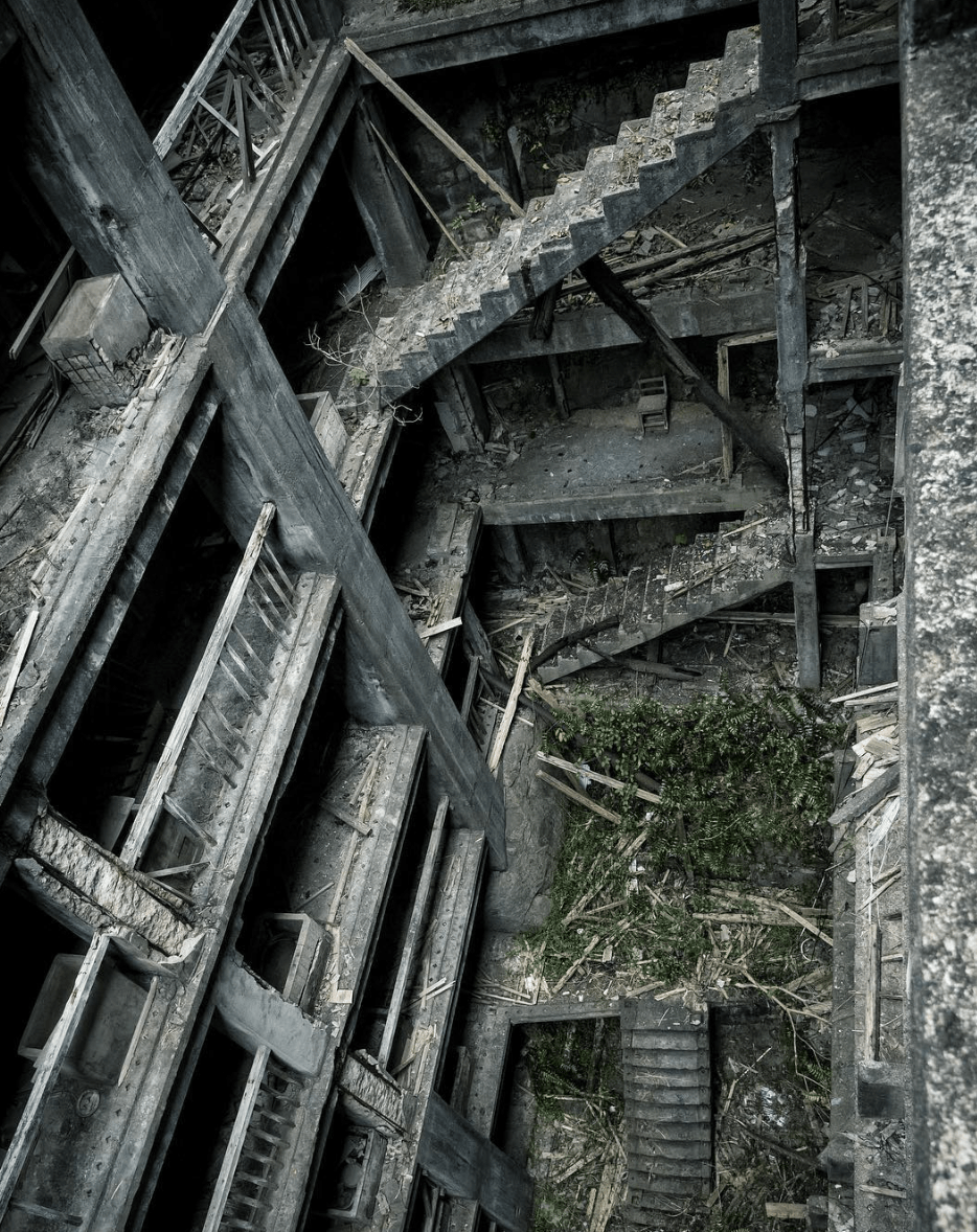 immeubles en ruine sur Hashima