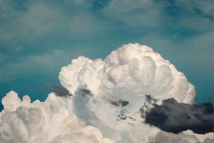 Ian Fisher, nuages bleus et noirs