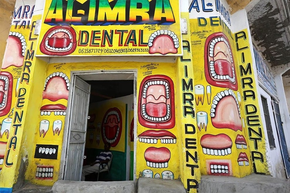 devanture de dentiste en Somalie
