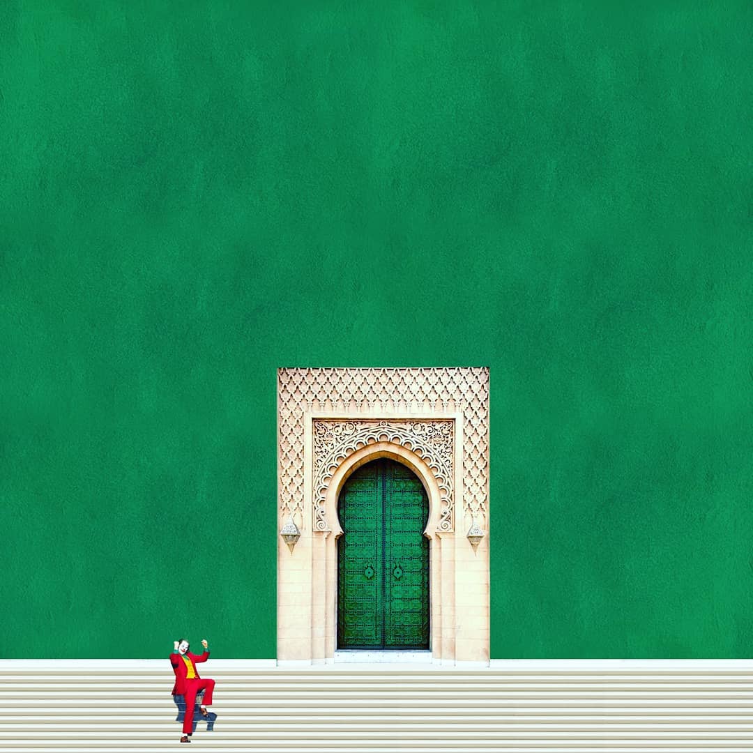 Monochrome de vert, escalier, porte traditionnelle marocaine, et la danse du joker actualité cinématographique de ces dernières semaines