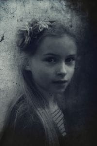 Photographie prise par Daiva Kairevičiūtė intitulée " Girl at the sea "