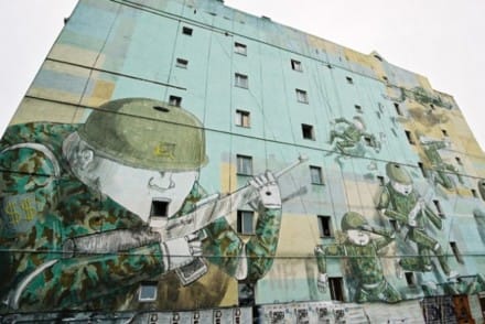 Les incroyables fresques murales (et animations) de BLU