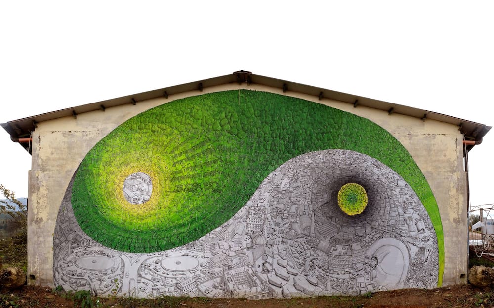 Peinture murale réalisée au Modeggi Bene Comune à Bagno a Ripoli par l'artiste Blu 