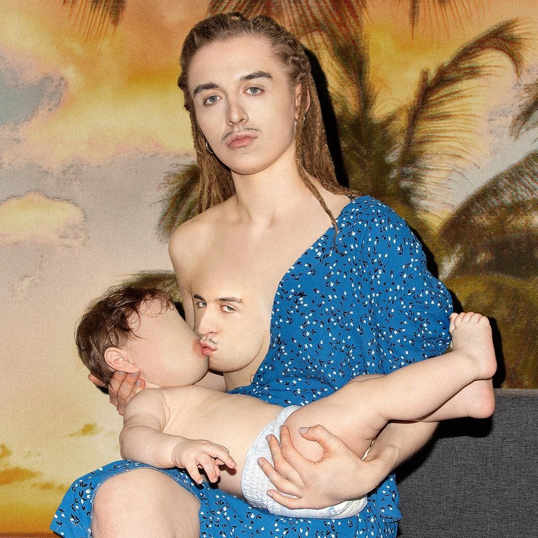 Tommy Cash femme morphing donne bisous bébé sans visage 