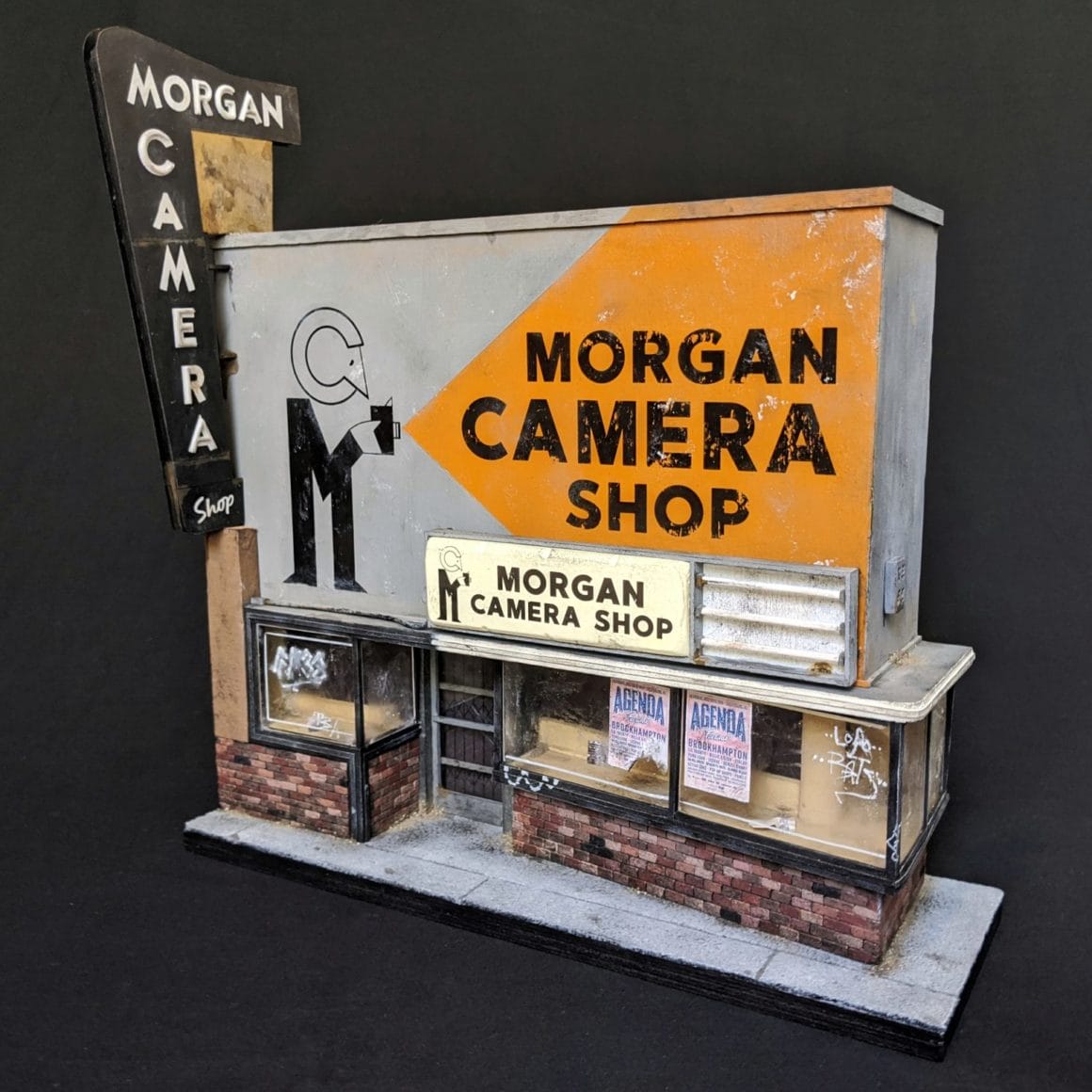 Reproduction miniature du Morgan Camera Shop par Kieran Wright