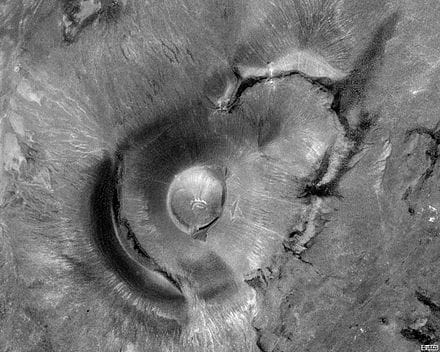 Image satellite du Roden Crater par James Turrell