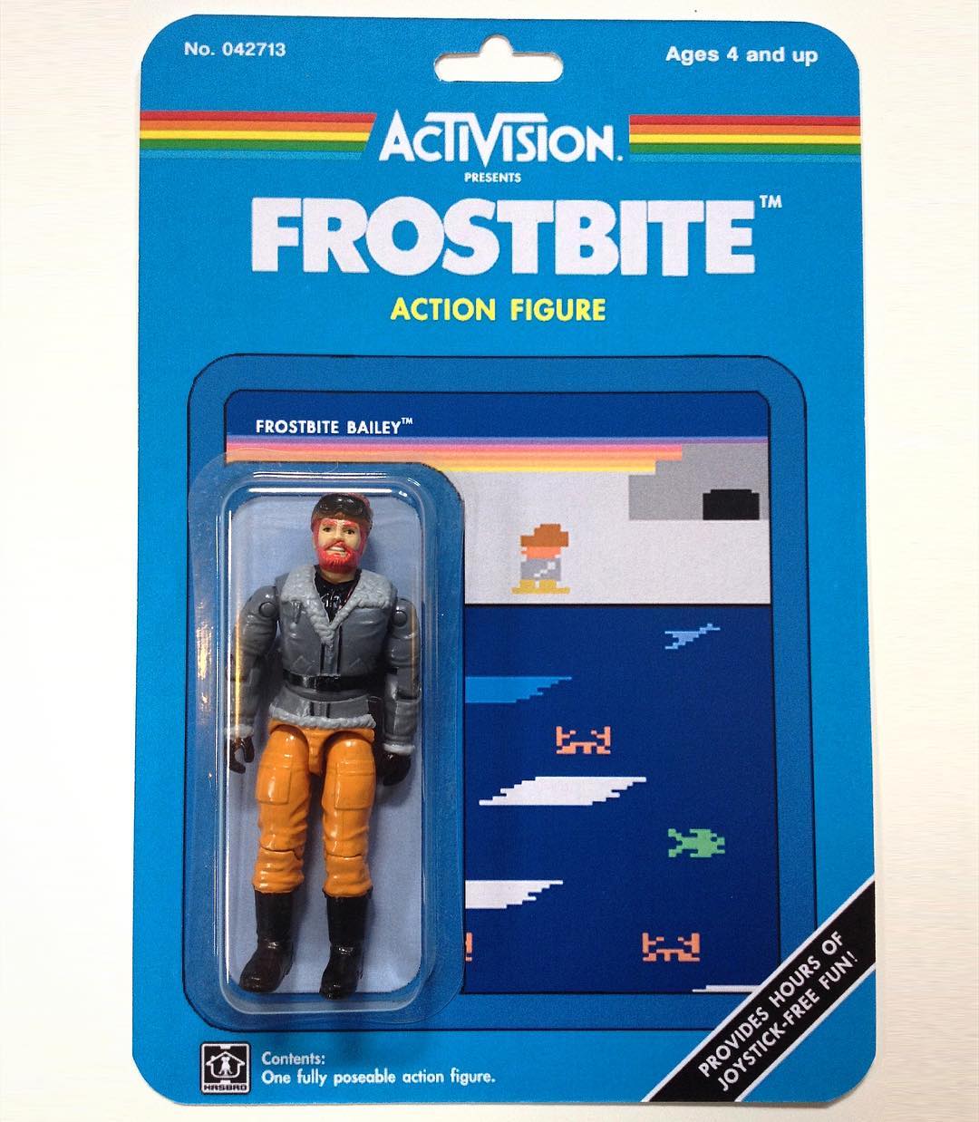 Atari figurine inspire par Frostbite Aventurier habillé en vêtements d'hiver, à l'image du personnage du jeu. Death By Toys
