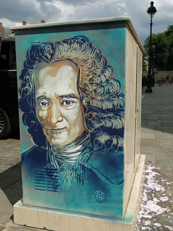 Graffiti de Voltaire.