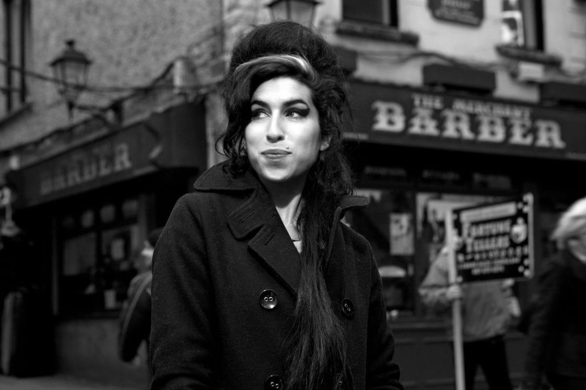 La chanteuse Amy Winehouse devant l'objectif de l'artiste