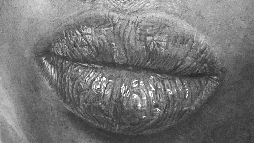 Lèvres en gros plan par Kareem Waris Olamilekan.