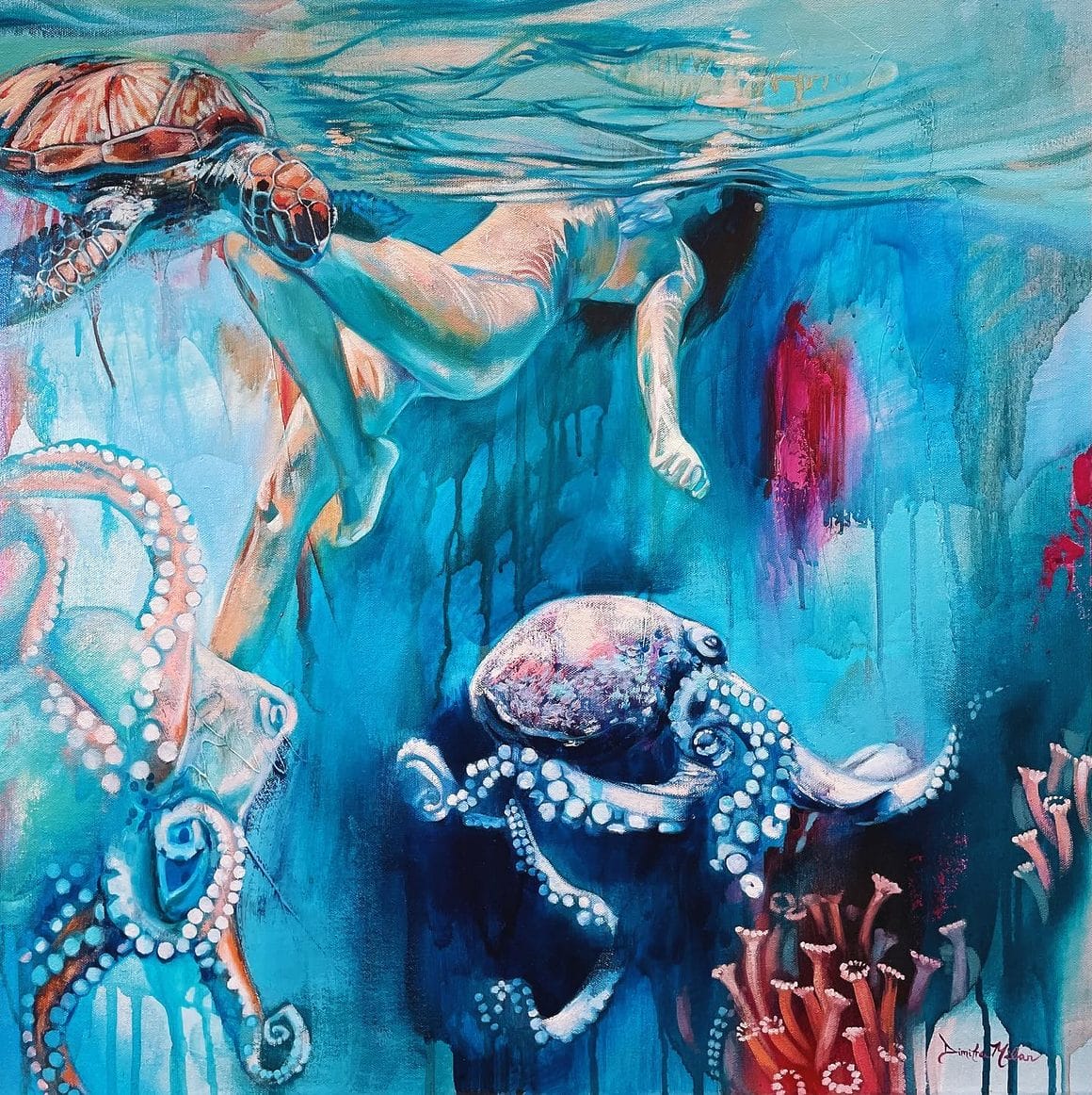 femme blanche sous l'eau avec poulpes