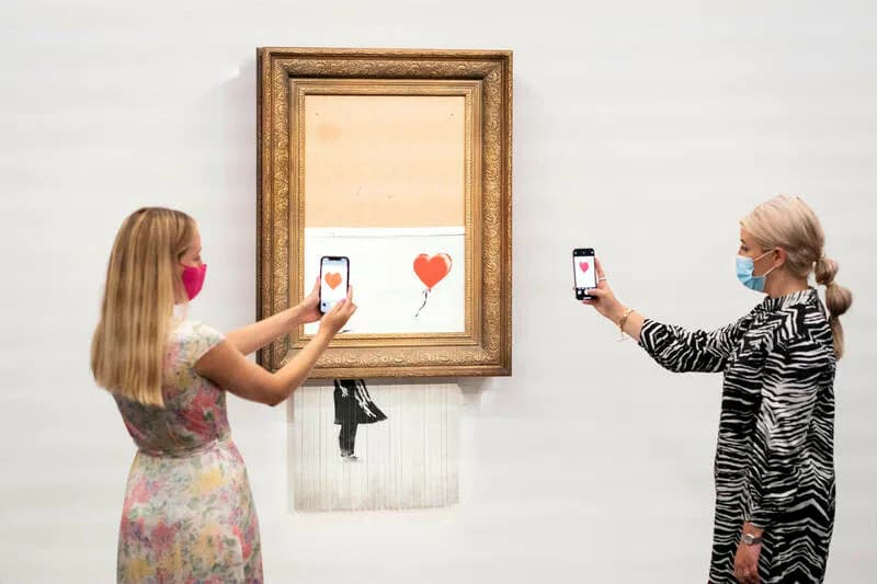 Nouveau record de vente pour Banksy : 21,8 millions d'€ pour "Love is in the bin" 1
