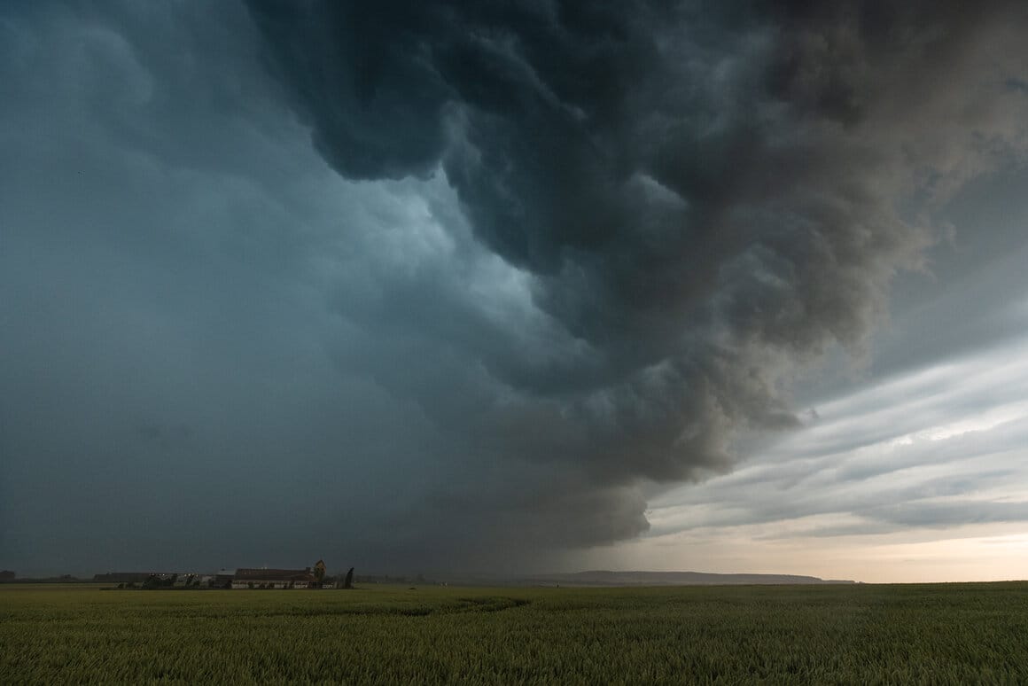 Henri Buffetaut - Éclats de tempête - Chronique d'une saison orageuse