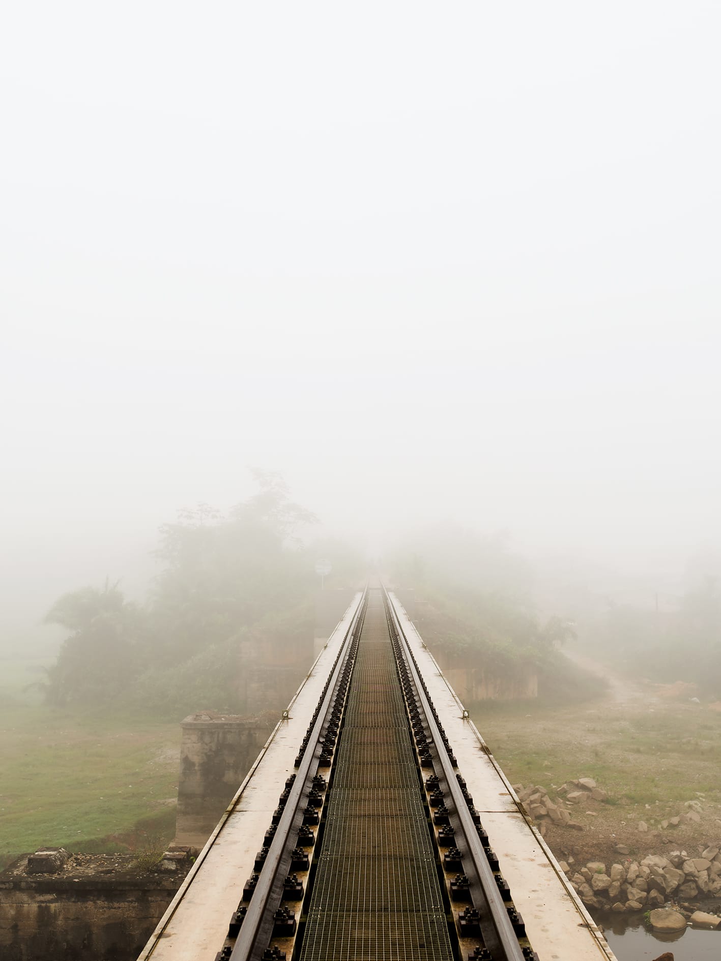 Pont sur l'Agnéby, Agboville, Côte d'Ivoire, 2024 © François-Xavier Gbré