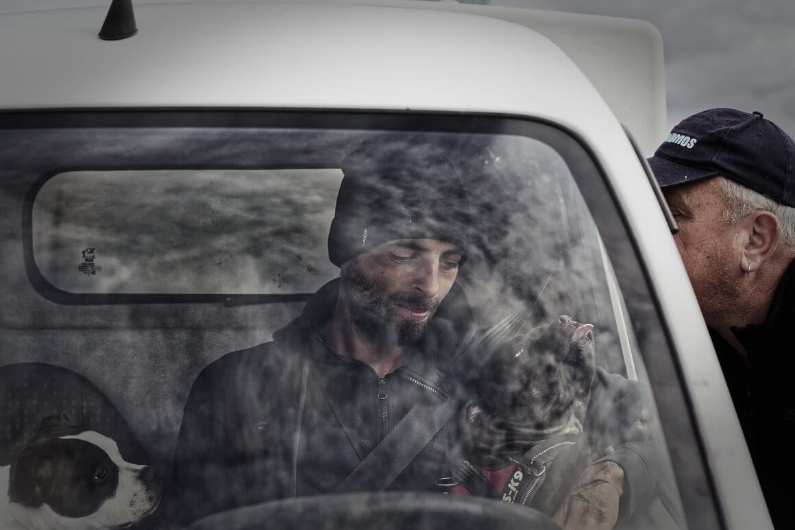 tuk-tuk - Pascal, Gégé et ses chiens - Port de pêche ©Jérémy Charbaut