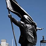 Banksy brise le silence en revendiquant la statue mystère