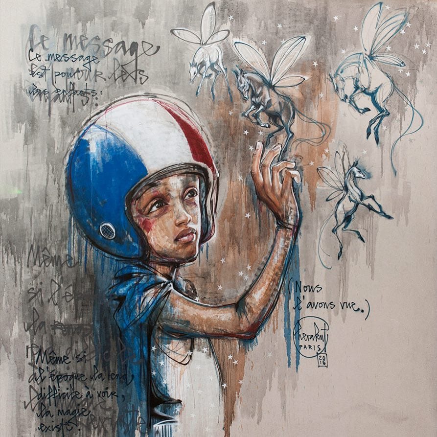 Fresque réaliser par le duo Herakut. Un petit enfant portant un casque et une cape aux couleurs de la France tend sa main vers de petits chevaux ailés.